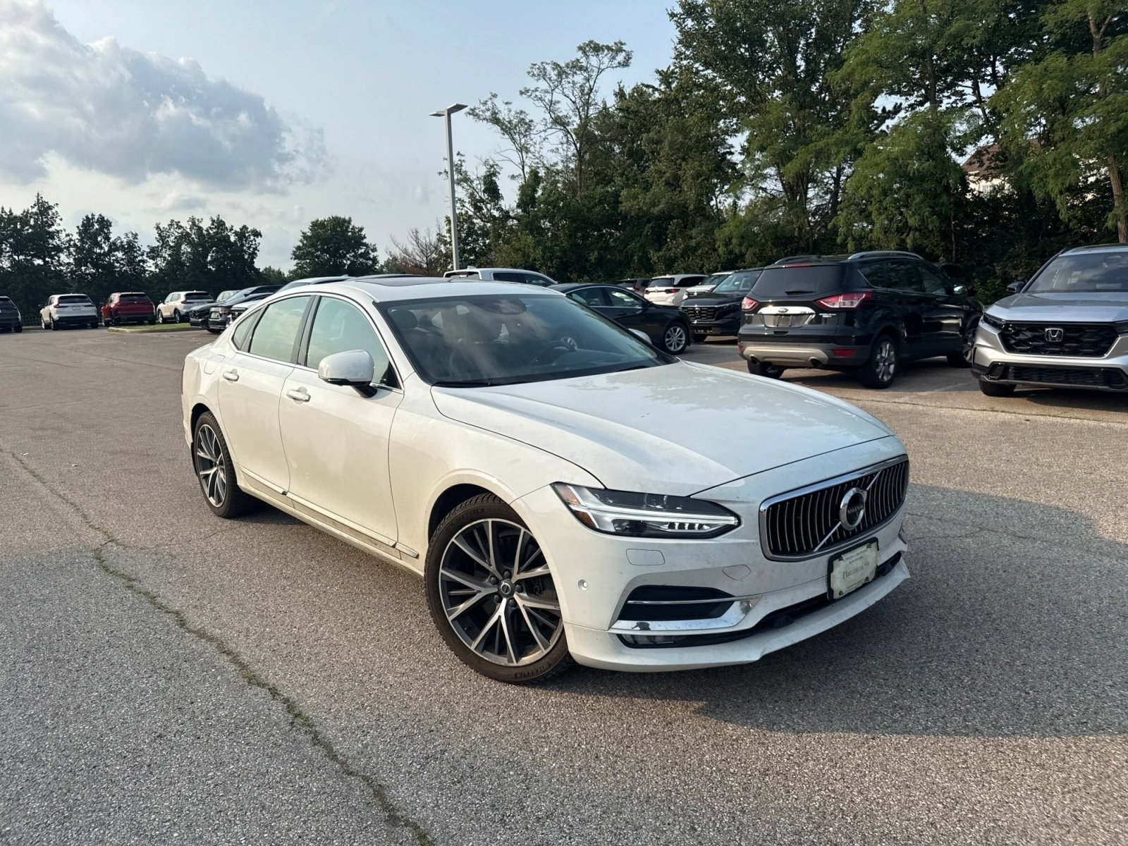 Used 2017 Volvo S90 T6 Inscription w/ Vision Package AWD/4WD image 27