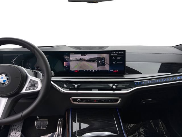 Used 2026 BMW X7 xDrive40i w/ M Sport Package image 14