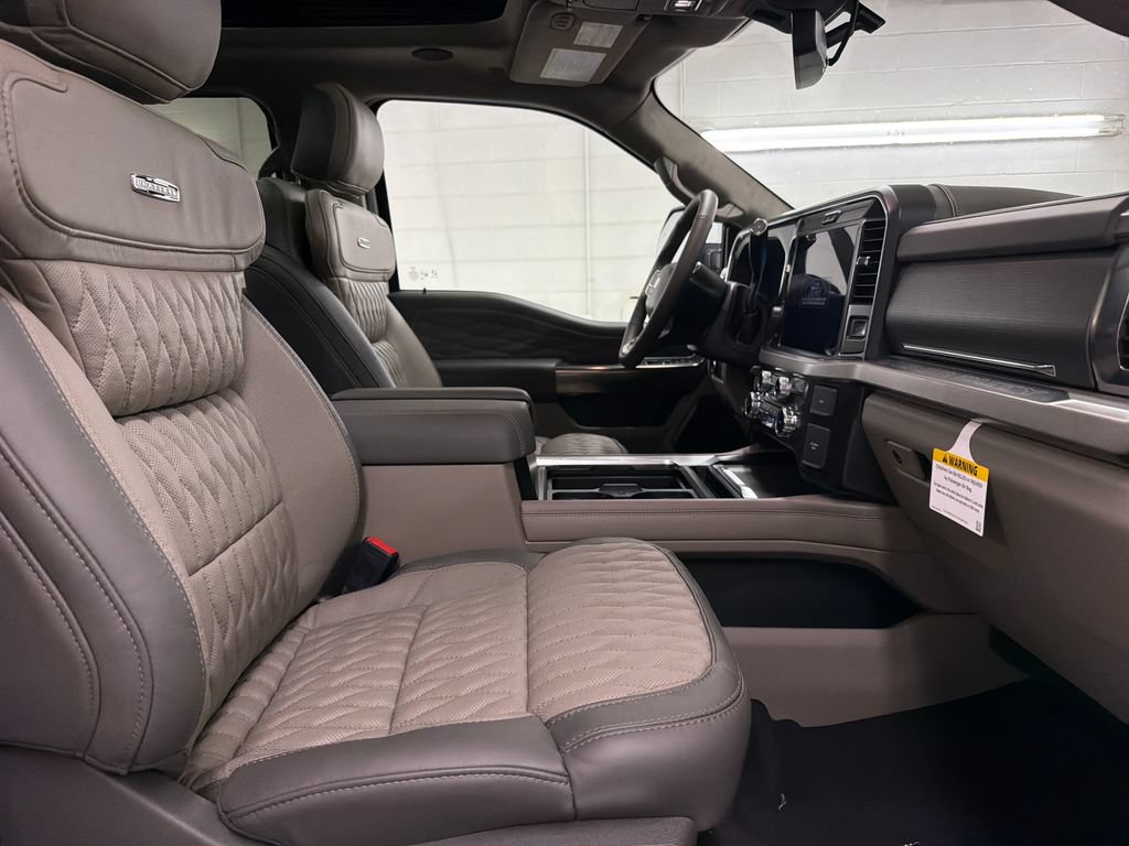 New 2026 Ford F250 Platinum w/ Platinum Plus Package AWD/4WD image 28