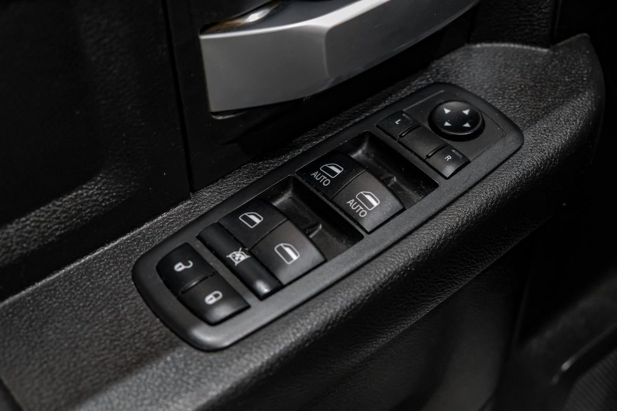 Used 2019 RAM 3500 Tradesman w/ Chrome Appearance Group AWD/4WD image 42