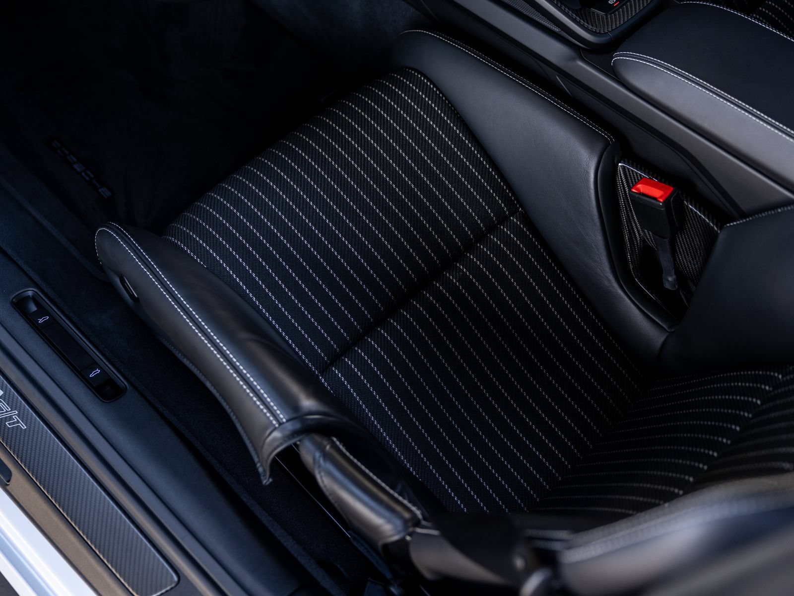 Certified 2024 Porsche 911 GT3 RS RWD image 29