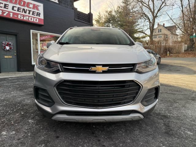 Used 2019 Chevrolet Trax LT w/ LT Convenience Package image 8