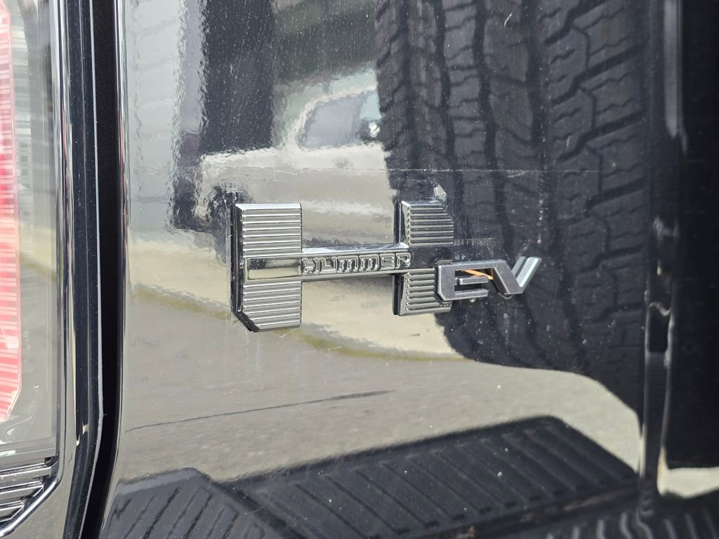 New 2026 GMC Hummer EV SUV w/ LPO, Dark Essentials Package image 47