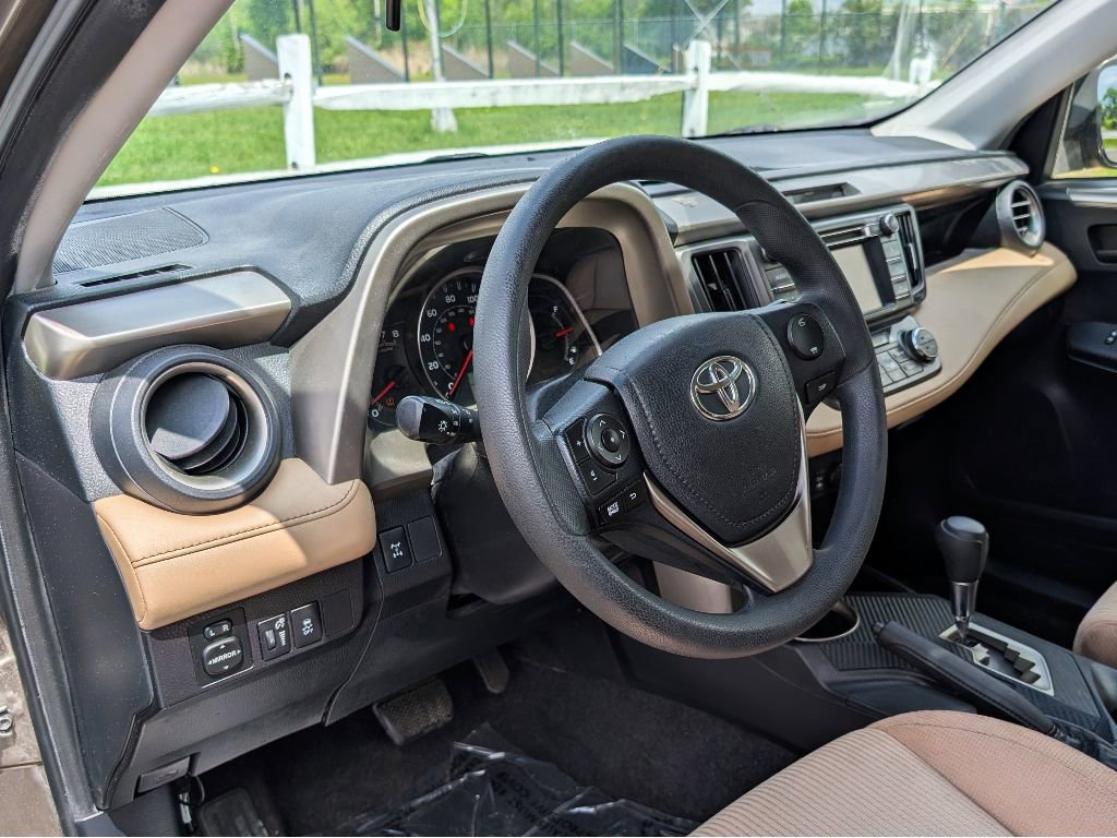 Used 2013 Toyota RAV4 XLE AWD/4WD image 20