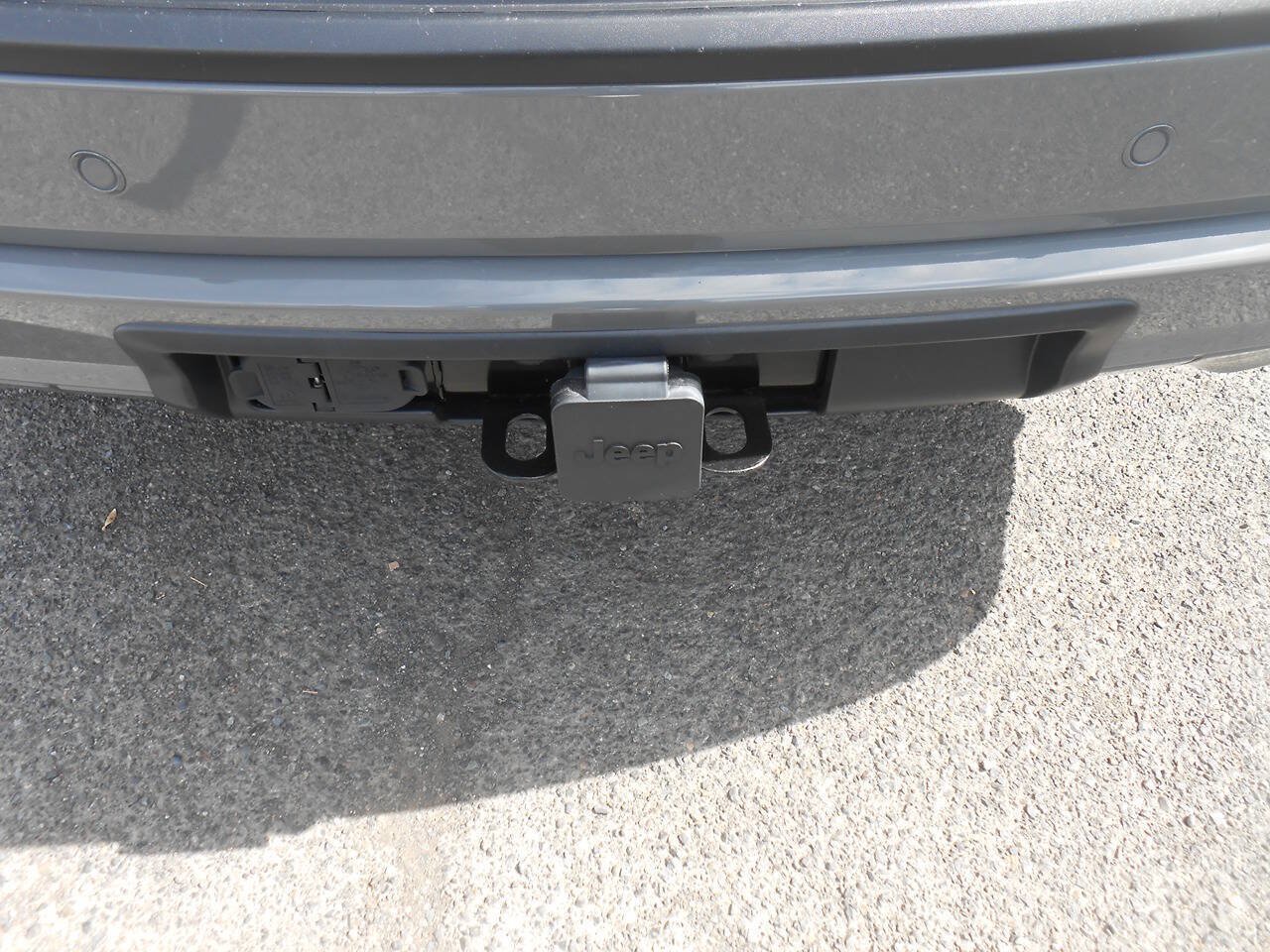 Used 2022 Jeep Grand Cherokee Laredo X AWD/4WD image 22