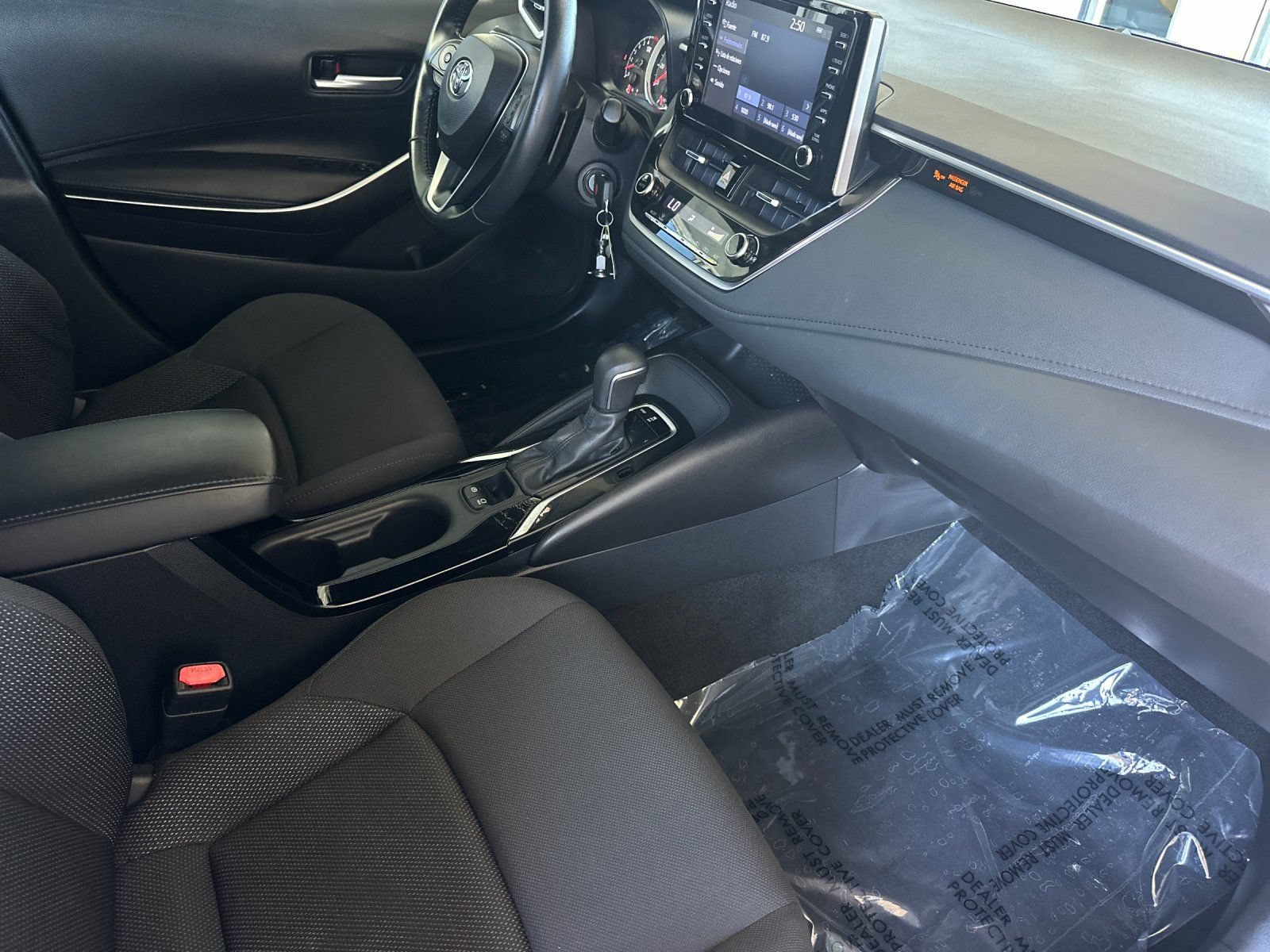 Used 2020 Toyota Corolla SE w/ Carpet Mat Package (TMS) FWD image 14