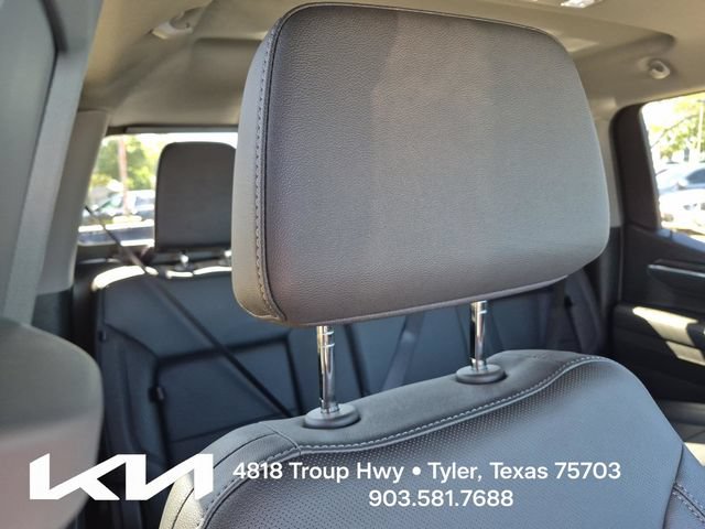Used 2024 GMC Sierra 1500 SLT AWD/4WD image 14