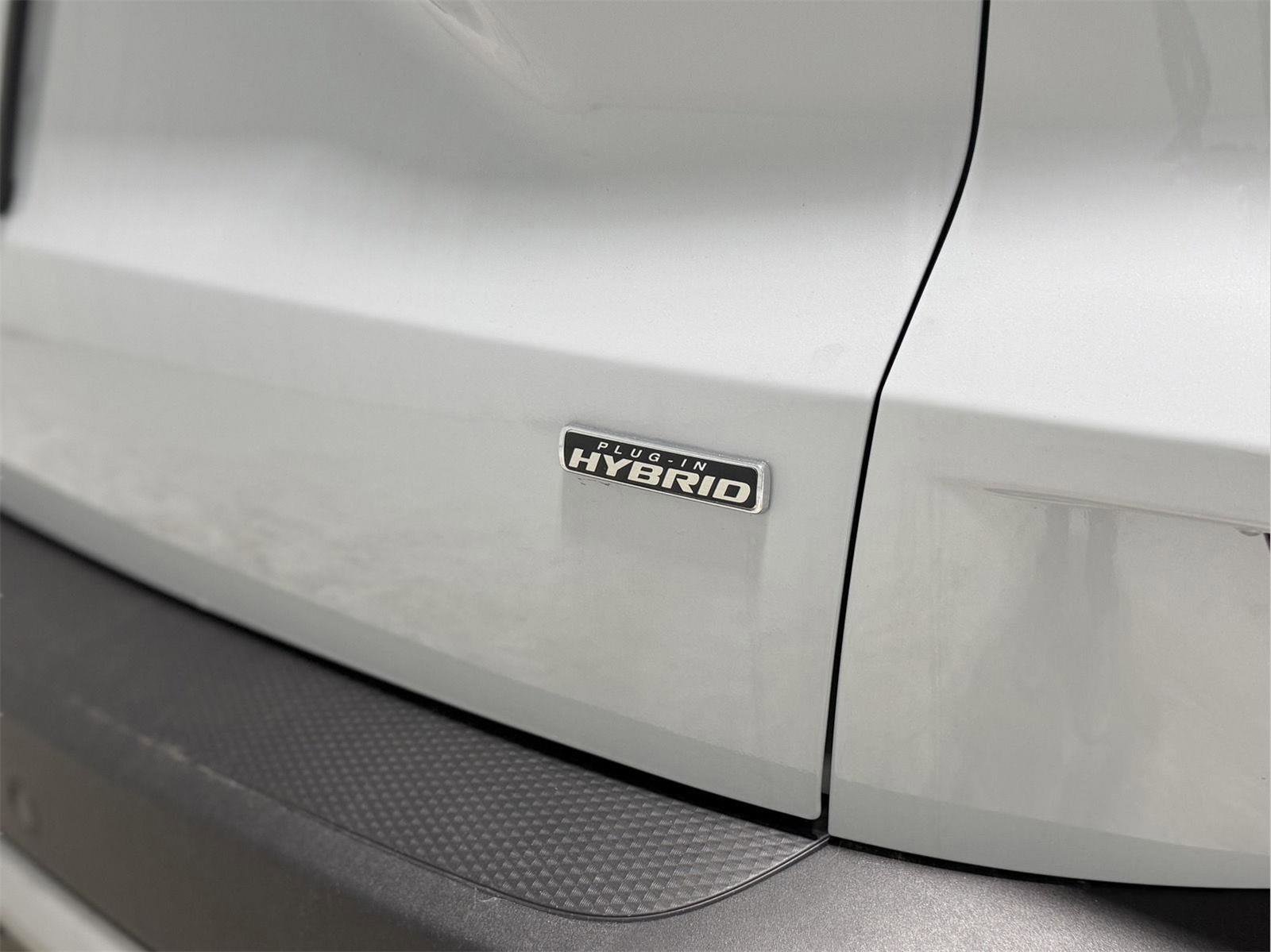 New 2025 Ford Escape PHEV w/ Class II Trailer Tow Package image 33