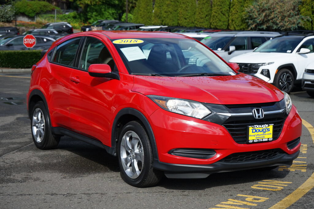 Used 2018 Honda HR-V LX image 3