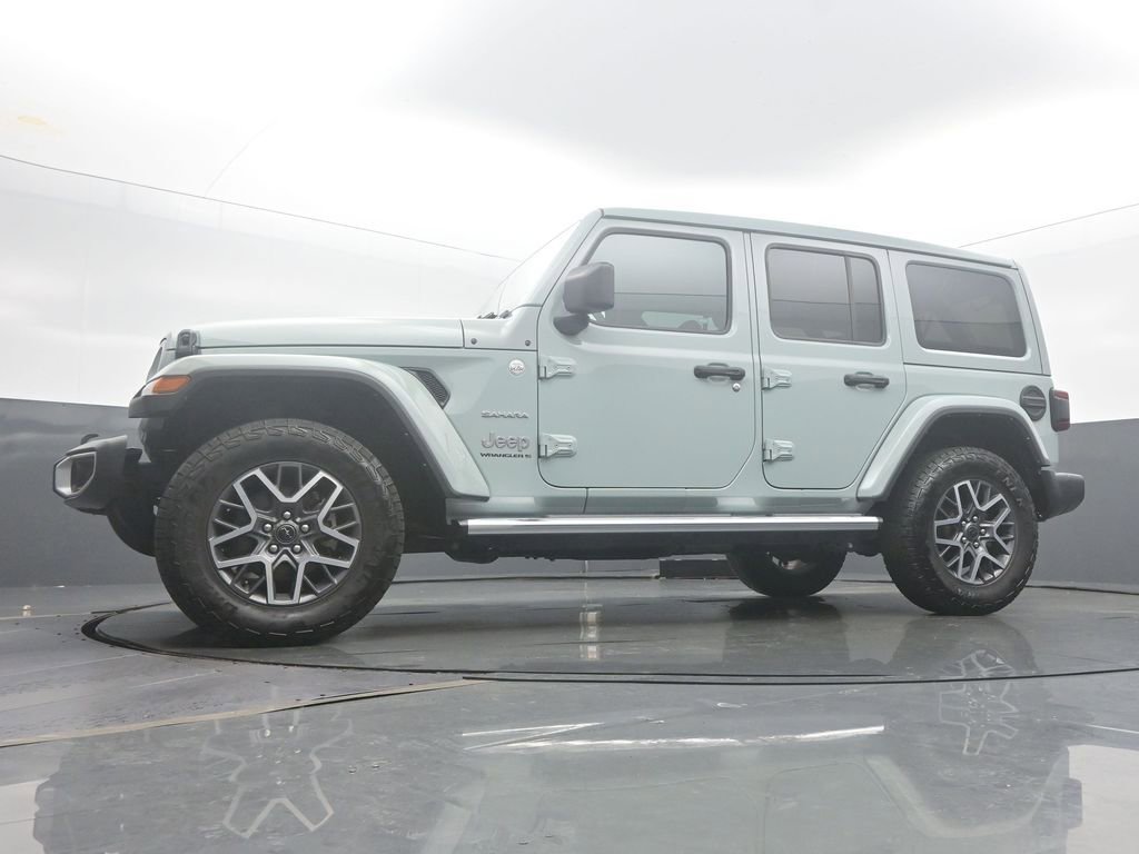 Used 2024 Jeep Wrangler Sahara image 47