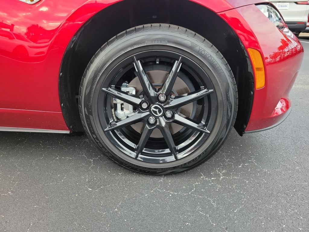 Used 2025 MAZDA MX-5 Miata Sport RWD image 14