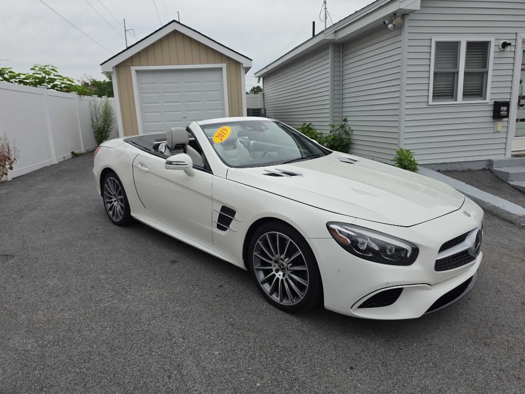 Used 2019 Mercedes-Benz SL 550 w/ Driver Assistance Package image 14