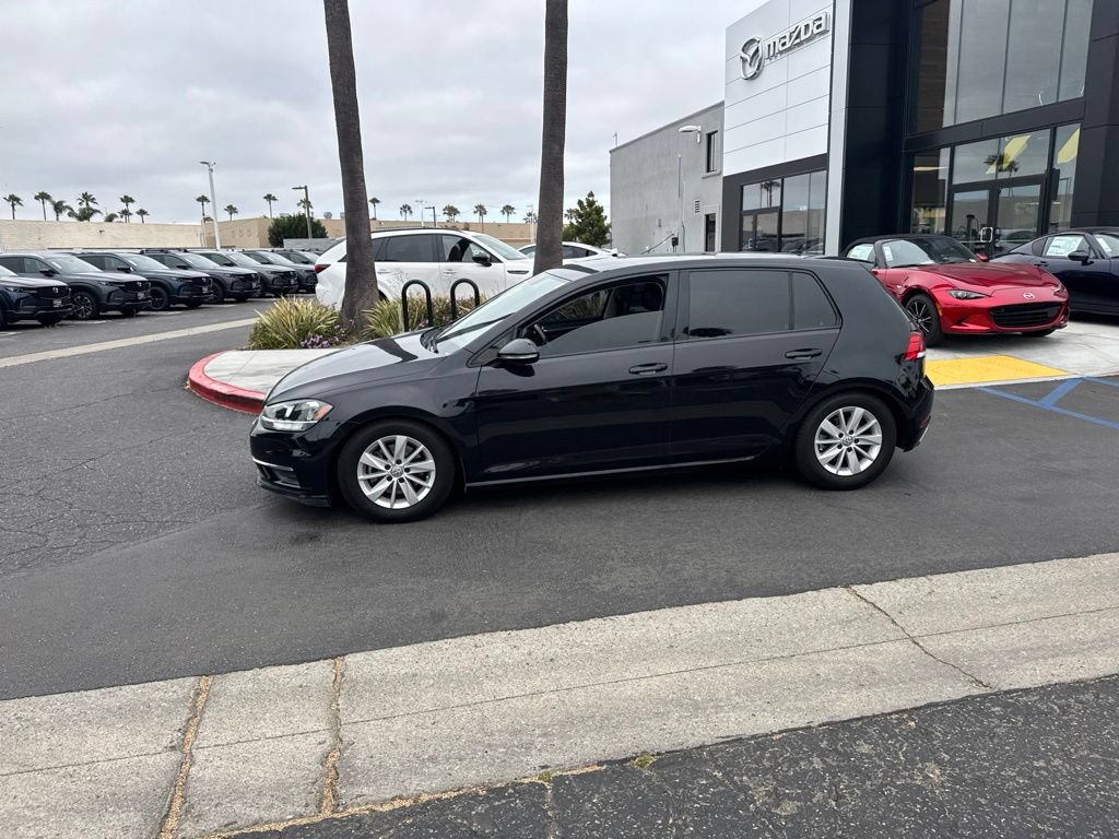 Used 2019 Volkswagen Golf 4-Door FWD image 10