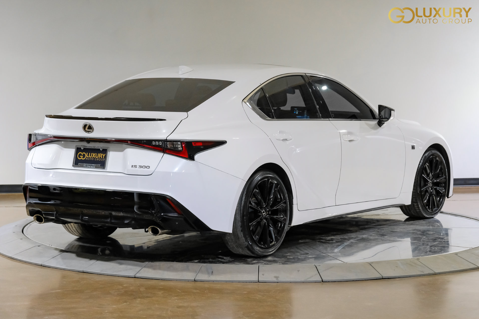 Used 2024 Lexus IS 300 F Sport w/ Accessory Package 2 RWD image 10