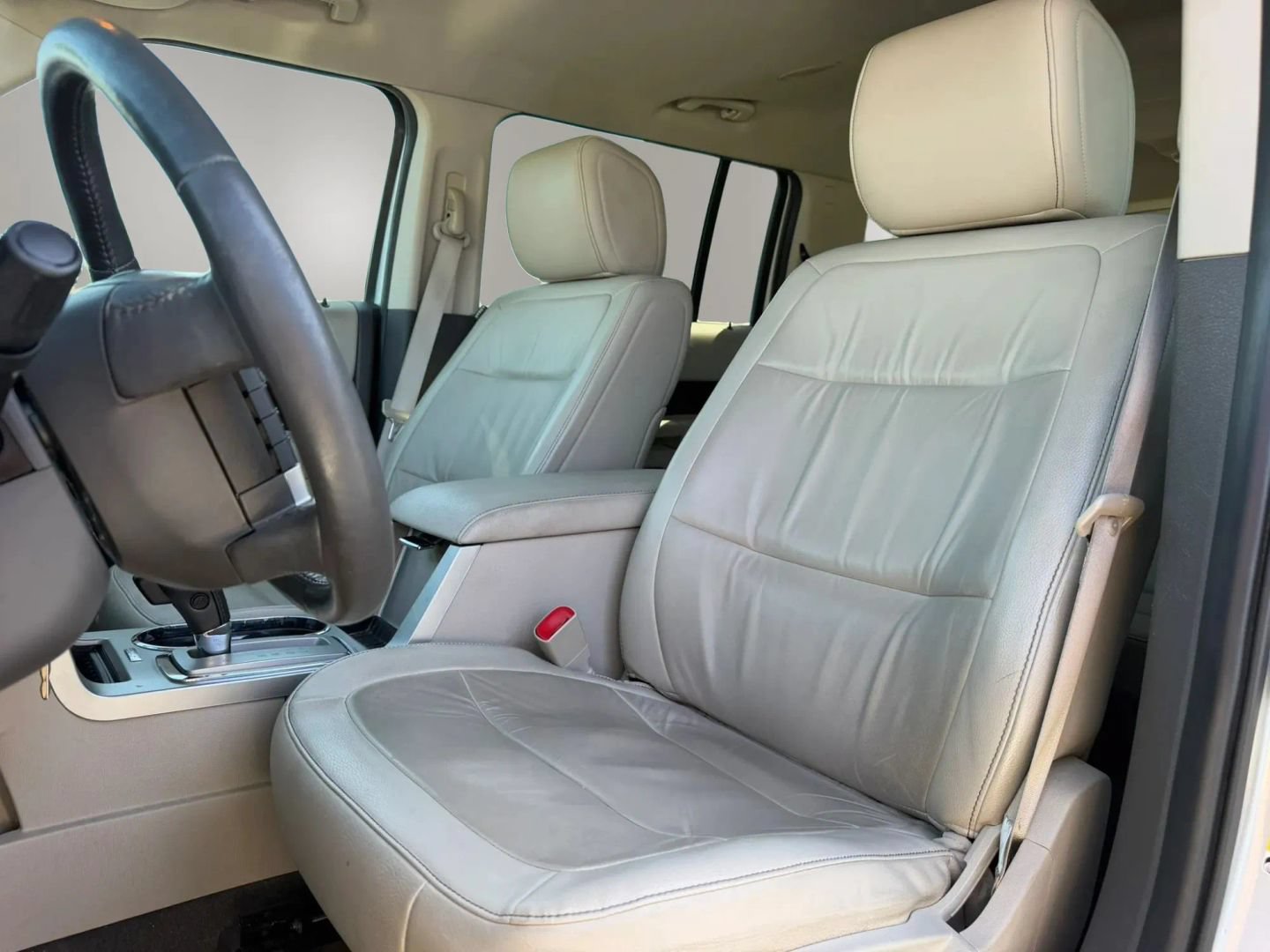 Used 2011 Ford Flex SEL w/ Rapid Spec Order Code FWD image 10