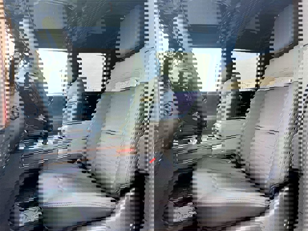 New 2025 GMC Hummer EV 2X image 17