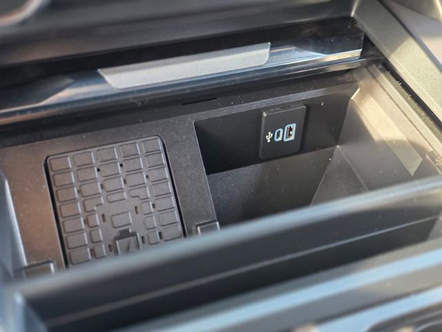 Used 2024 Ford F250 Lariat image 30