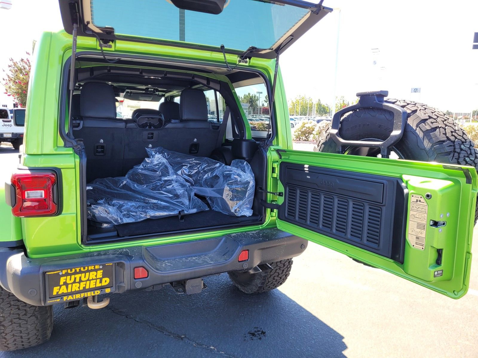 New 2025 Jeep Wrangler Unlimited Rubicon 392 image 16
