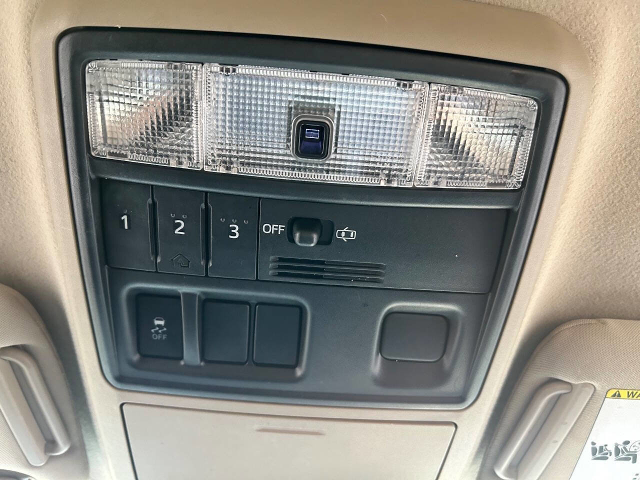 Used 2012 Toyota 4Runner SR5 image 26