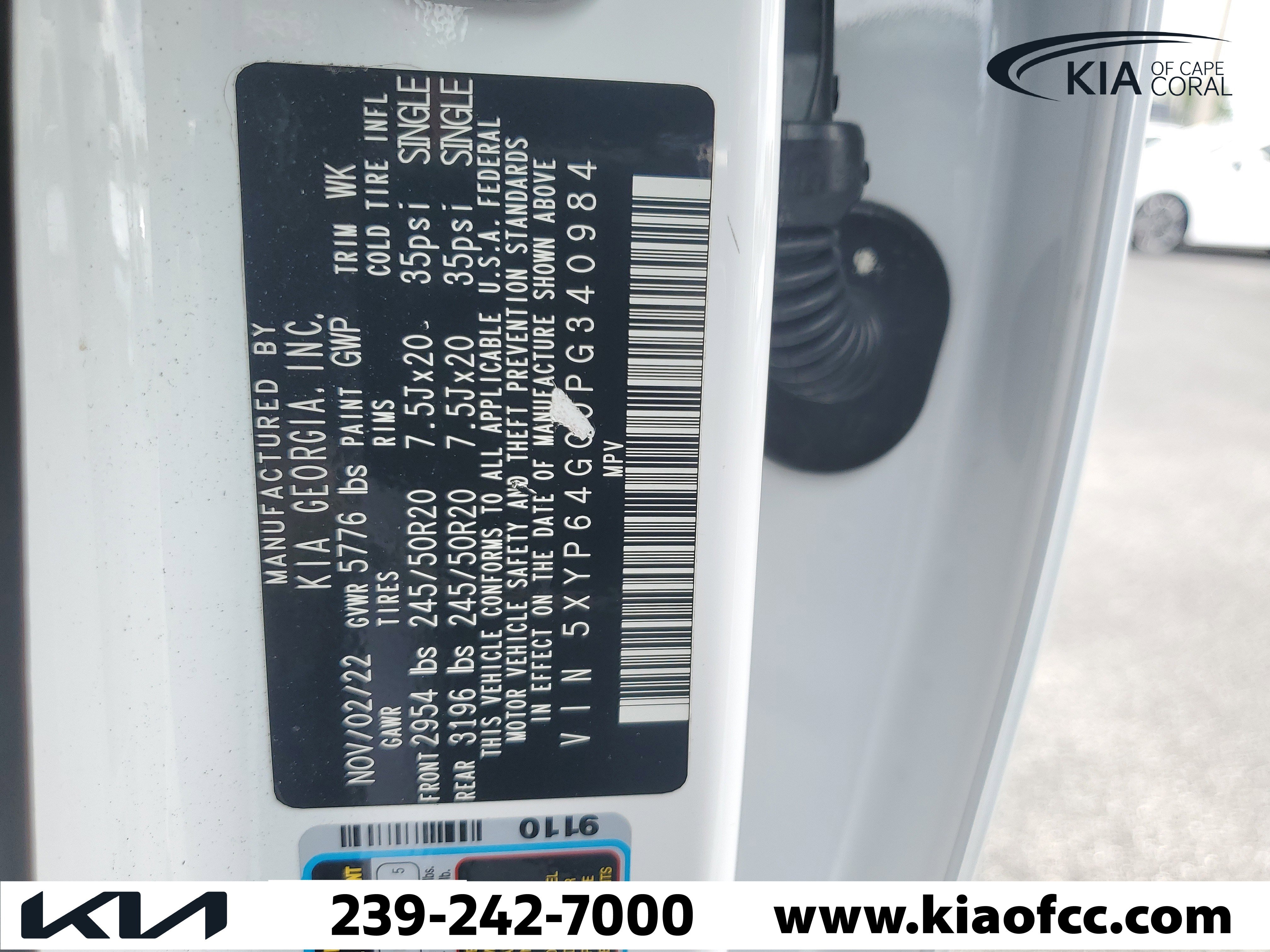 Certified 2023 Kia Telluride S image 32