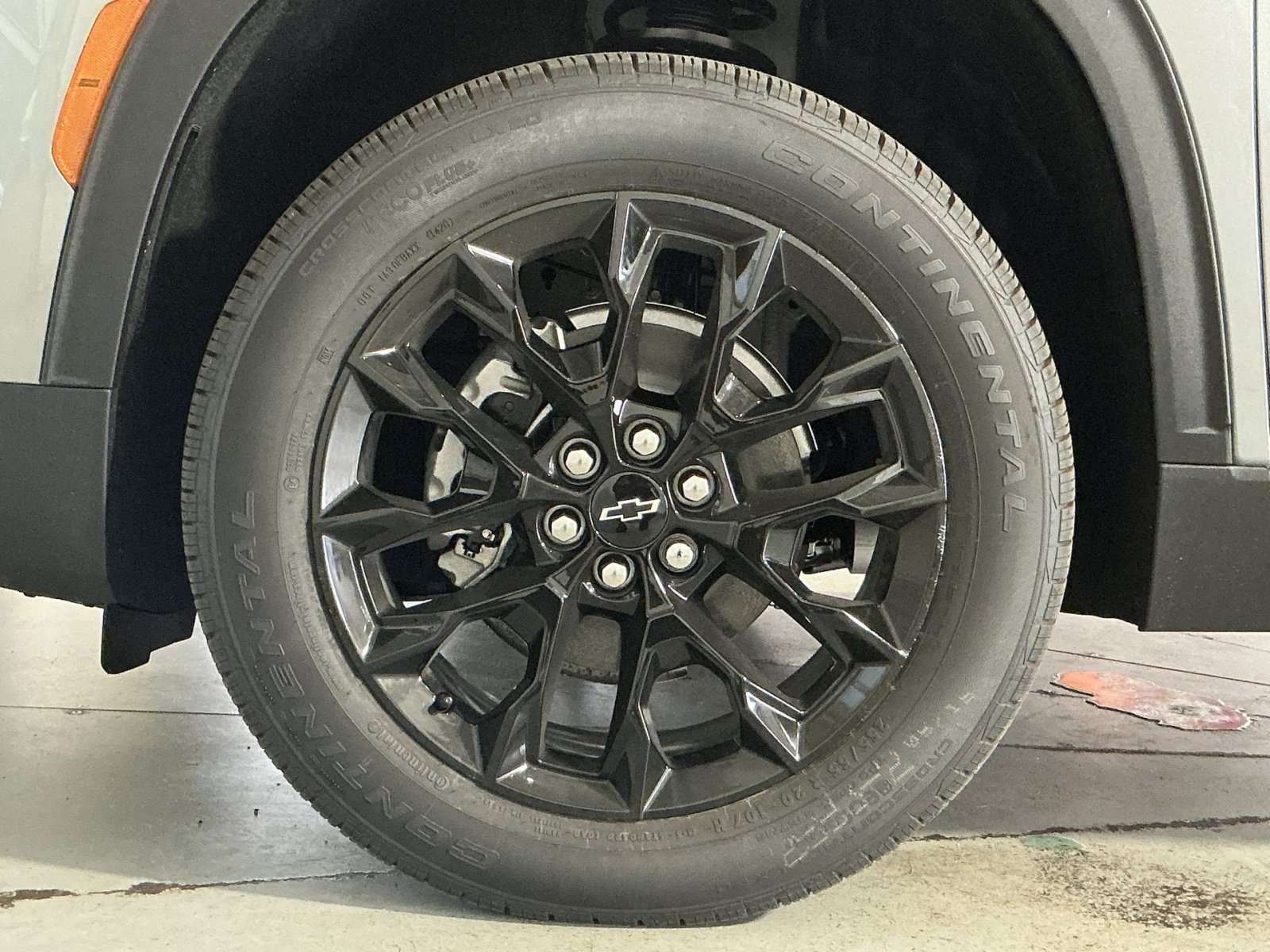 New 2026 Chevrolet Traverse LT w/ Midnight/Sport Edition FWD image 13