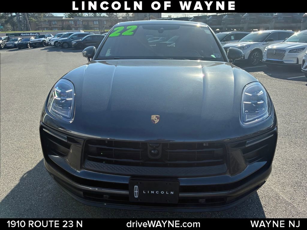 Used 2022 Porsche Macan image 10
