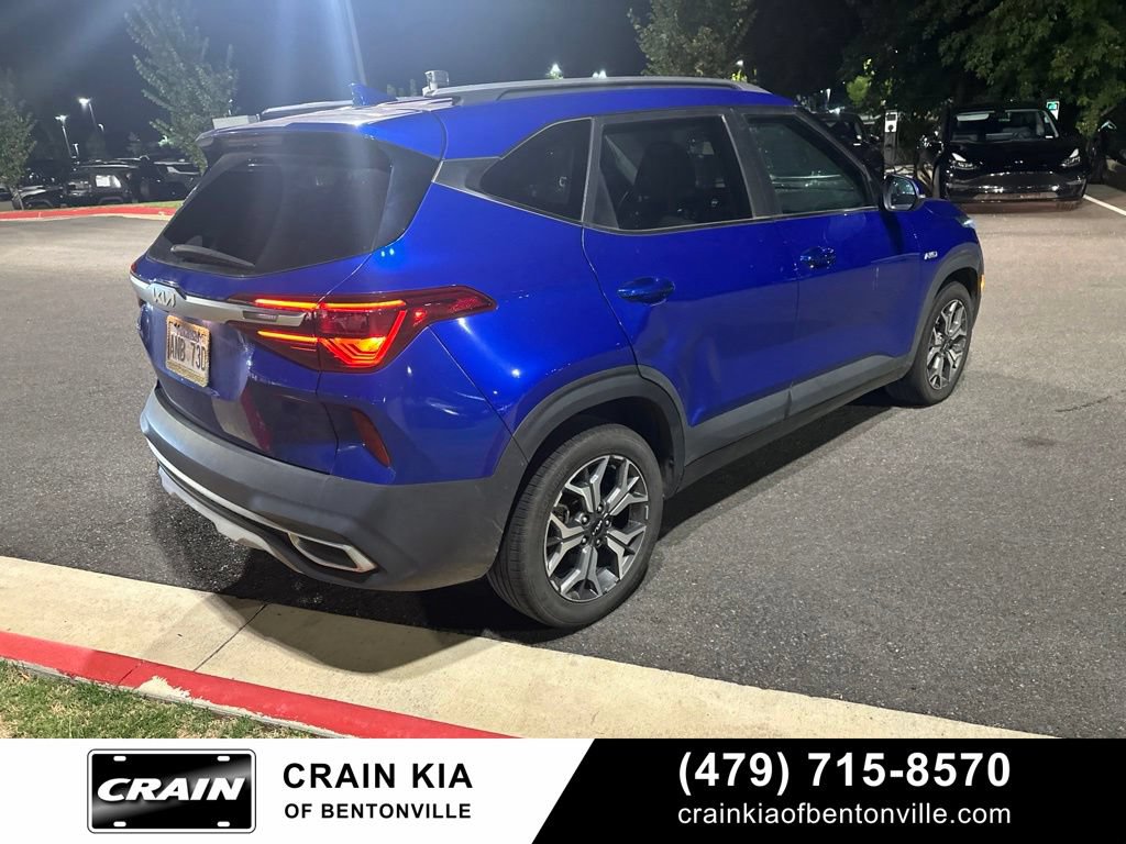 Used 2023 Kia Seltos EX AWD/4WD image 5