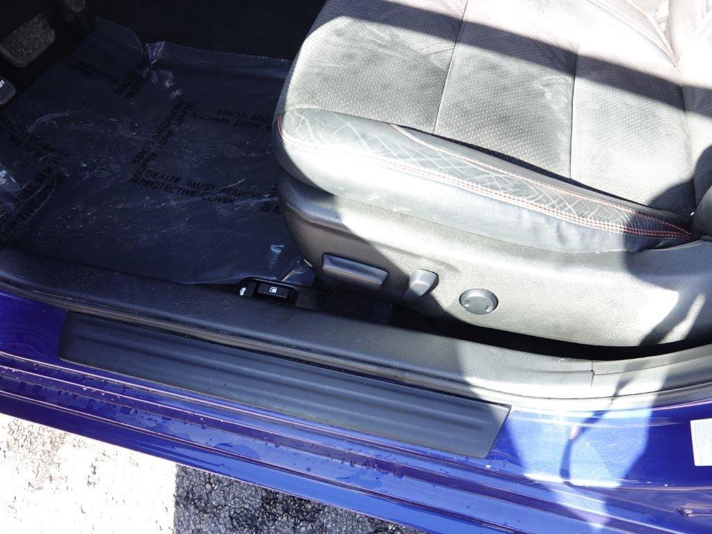 Used 2015 Toyota Camry XSE w/ Moonroof Package image 8