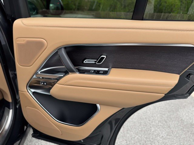New 2026 Land Rover Range Rover SE AWD/4WD image 15