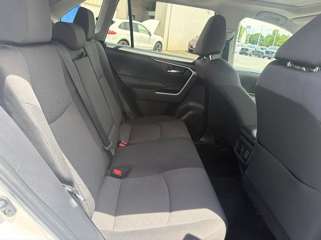 Used 2019 Toyota RAV4 XLE w/ Convenience Package AWD/4WD image 40