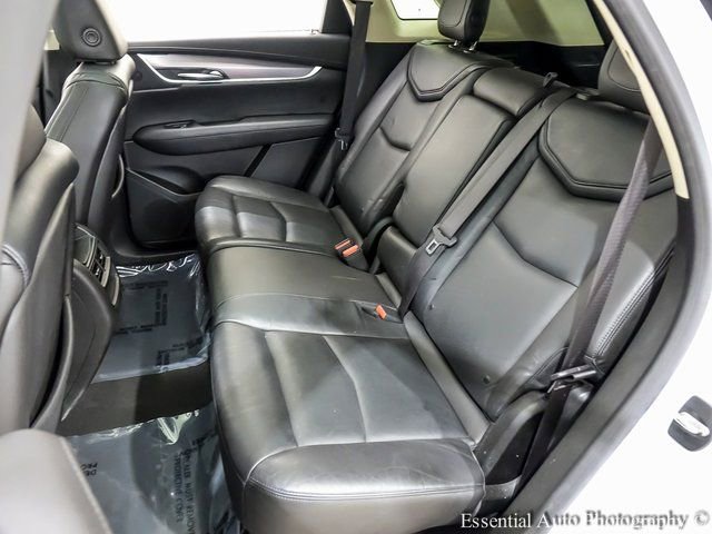 Certified 2017 Cadillac XT5 Luxury w/ Driver Awareness Package image 11