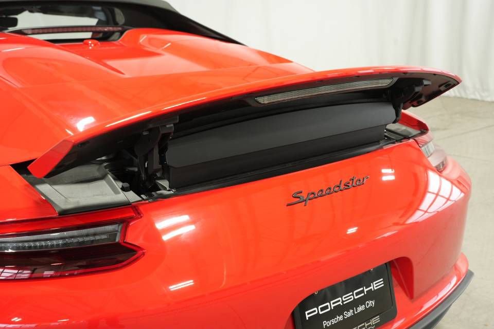Certified 2019 Porsche 911 Speedster image 46