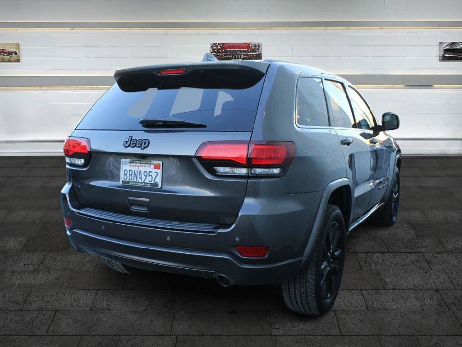 Used 2018 Jeep Grand Cherokee Altitude image 7