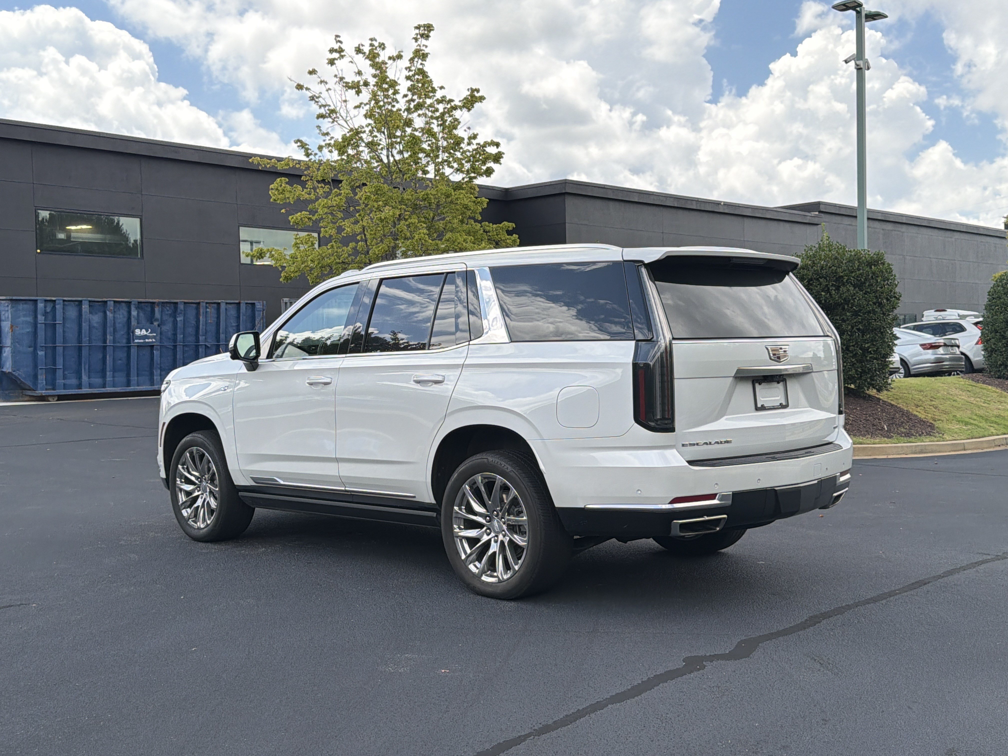 Used 2025 Cadillac Escalade Premium Luxury w/ Touring Package AWD/4WD image 14