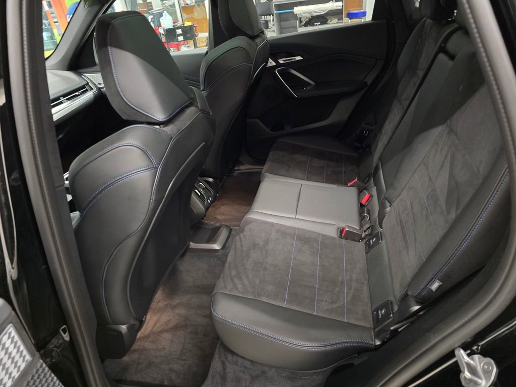 Used 2025 BMW X1 M35i image 30