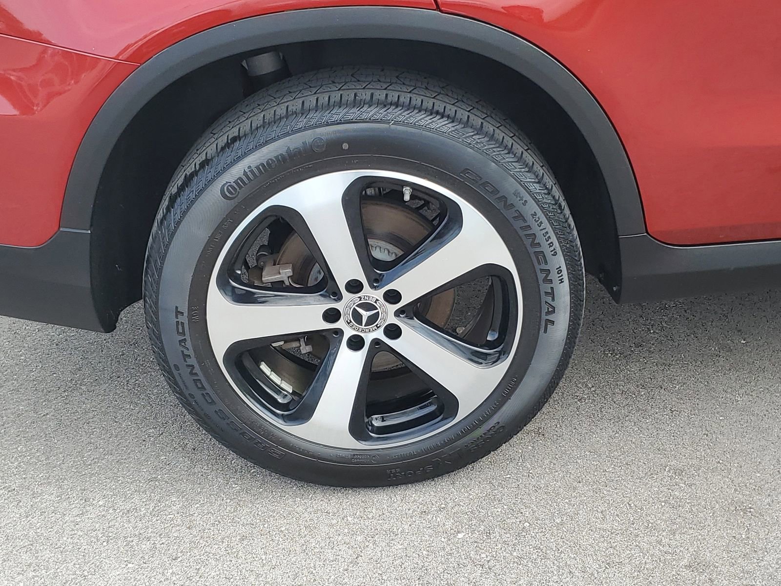 Used 2019 Mercedes-Benz GLC 350e 4MATIC image 5