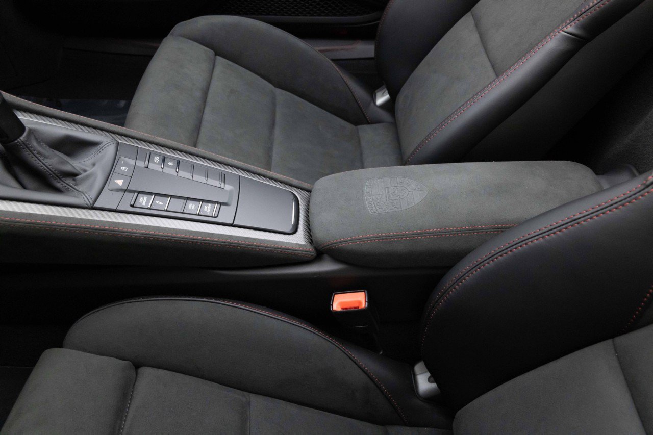 Used 2024 Porsche 718 Boxster Spyder RS RWD image 36