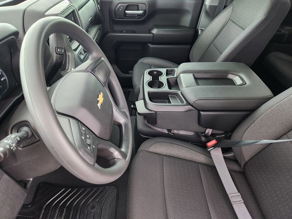 New 2026 Chevrolet Silverado 1500 Custom RWD image 10