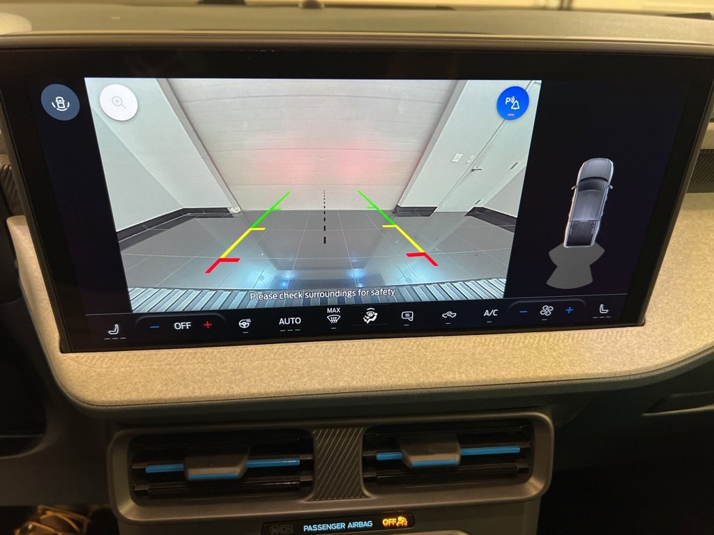 New 2025 Ford Maverick XLT w/ XLT Luxury Package image 11