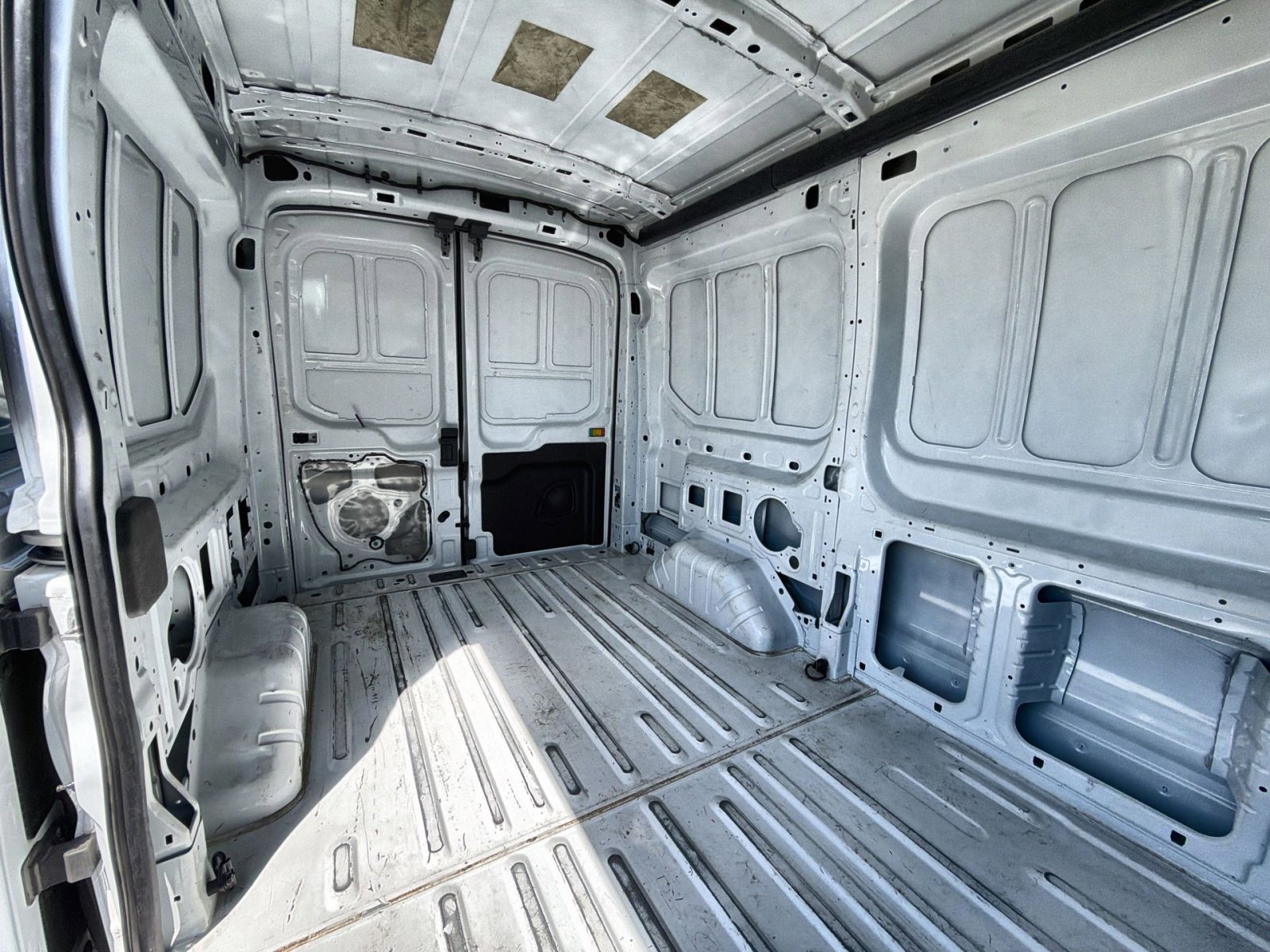 Used 2023 Ford Transit 250 Medium Roof AWD image 29