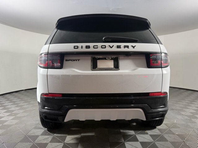 Used 2026 Land Rover Discovery Sport Landmark AWD/4WD image 7
