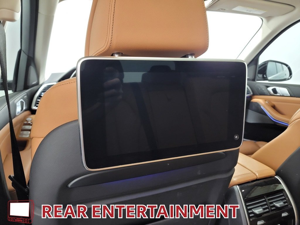 Used 2019 BMW X7 xDrive50i w/ Premium Package AWD/4WD image 29