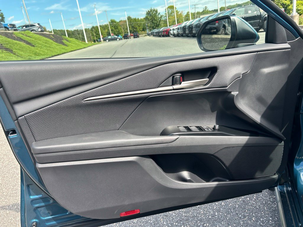 New 2026 Toyota Camry SE w/ Convenience Package FWD image 10