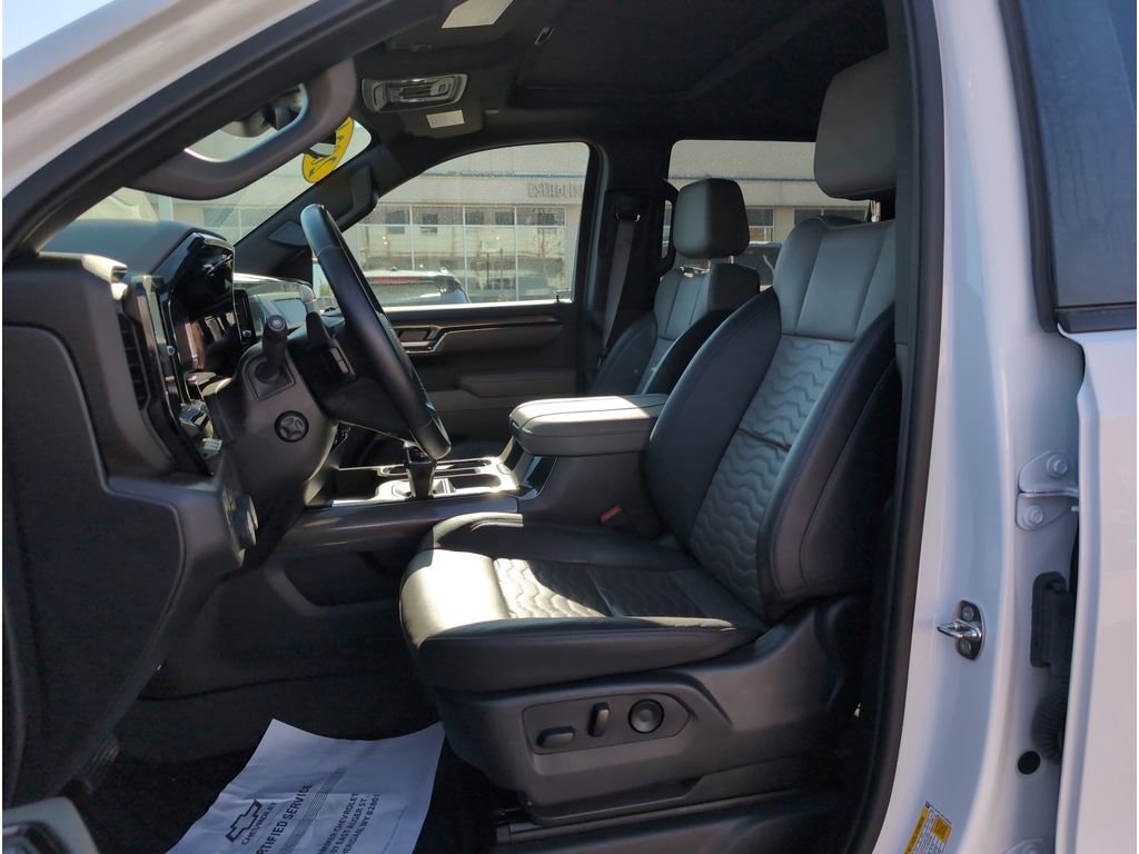 Used 2024 Chevrolet Silverado 1500 ZR2 w/ Technology Package image 33