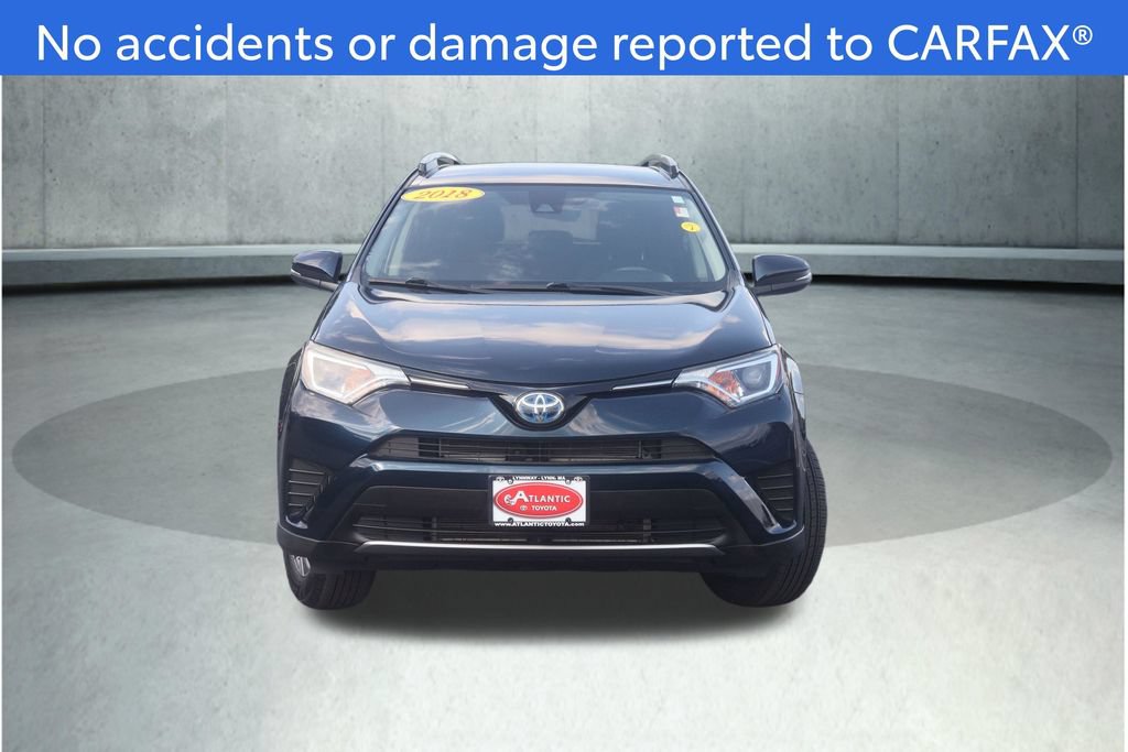 Certified 2018 Toyota RAV4 LE AWD/4WD image 2