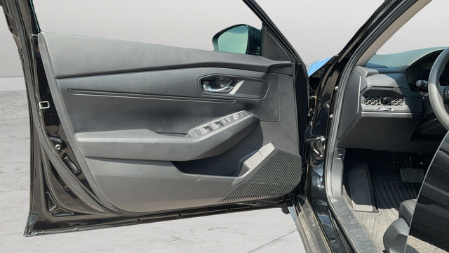 Used 2025 Honda Accord LX image 18