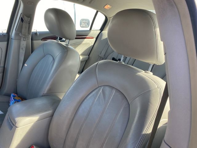 Used 2009 Buick Lucerne CXL image 5