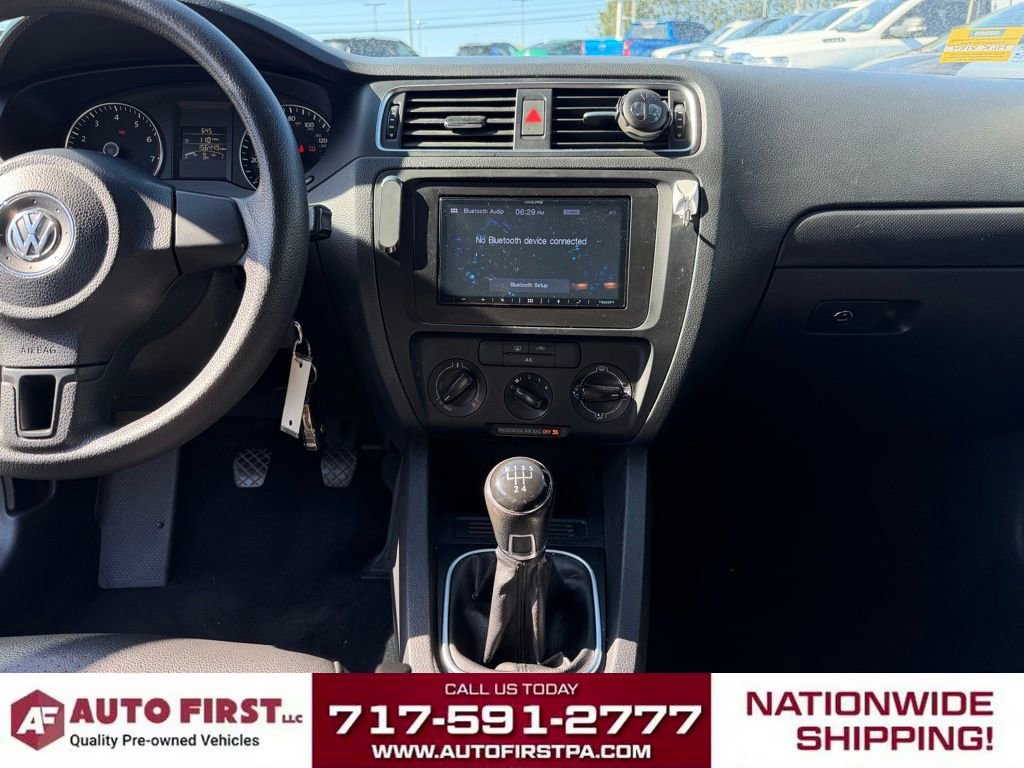 Used 2014 Volkswagen Jetta SE FWD image 20