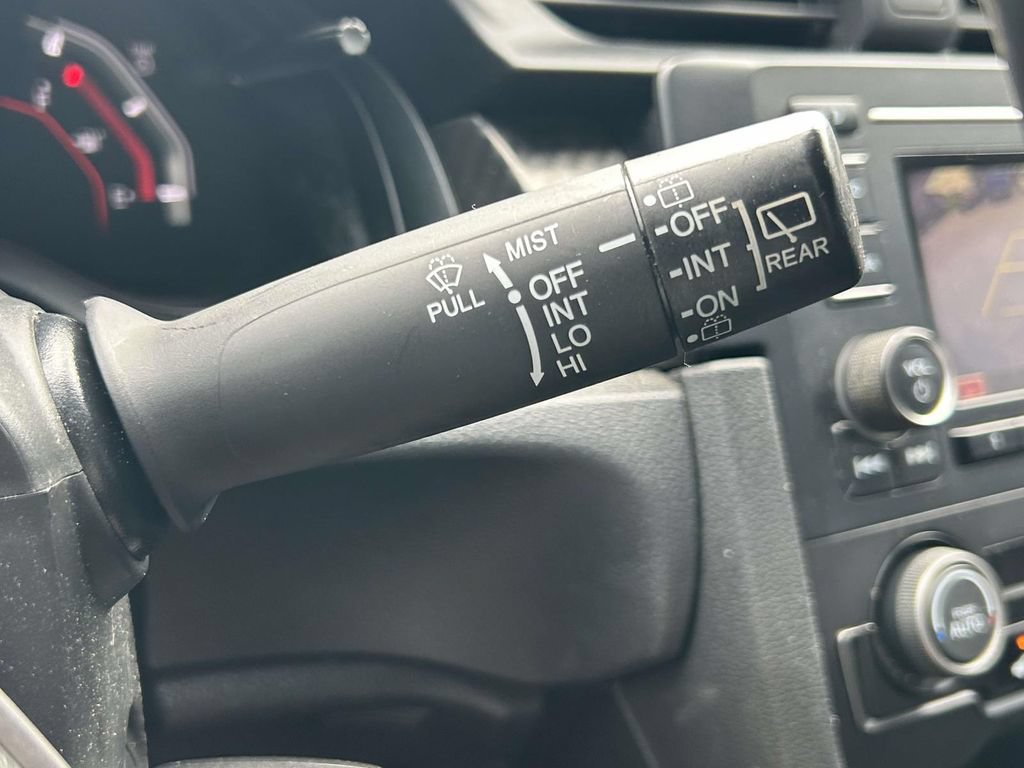 Used 2019 Honda Civic Sport image 25