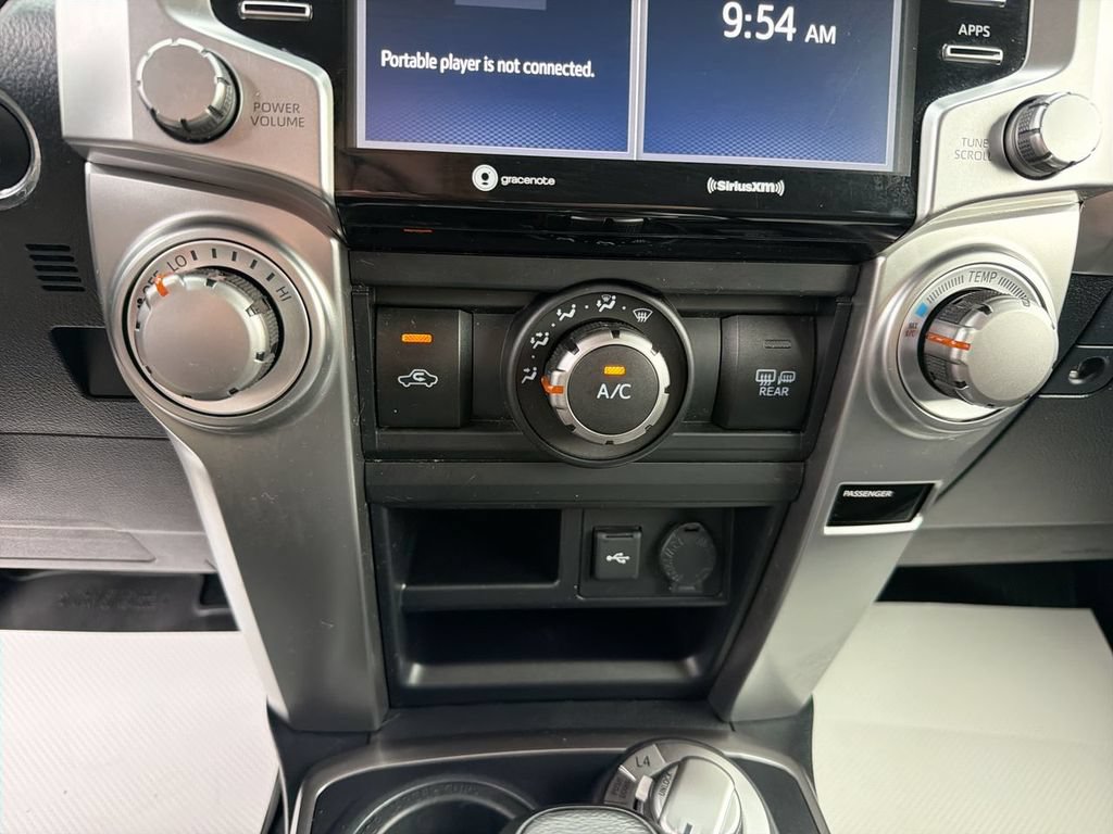 Used 2022 Toyota 4Runner TRD Sport AWD/4WD image 25